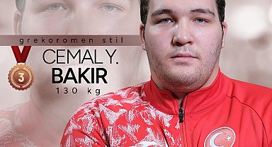 Milli güreşçi Cemal Yusuf Bakır, bronz madalyanın sahibi oldu