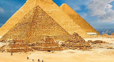 Mısır piramitlerinin altında piramitlerden 10 kat daha büyük bir yapı keşfedildi