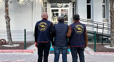 MİT TIR'larının durdurulduğu dönemde Adana Emniyet Müdürü olan FETÖ firarisi yakalandı