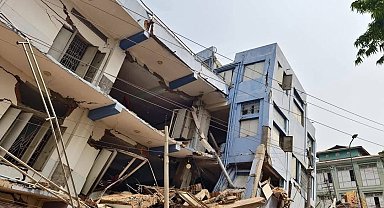 Myanmar'daki depremlerde hayatını kaybedenlerin sayısı 1644'e yükseldi