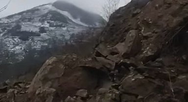 Ordu'da heyelan; o anlar kamerada