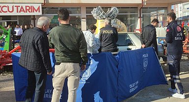 Otomobille giderken husumetlisinin silahlı saldırısında öldü