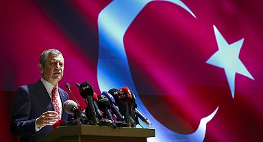 Özgür Özel: Diploma iptalinin hiçbir hukukiliği yok