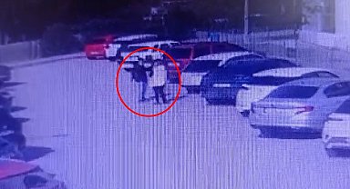 Polis, 2 milyon lira dolandırılan kadının kimliğini, kuyumcuda yakaladığı şüpheliden öğrendi