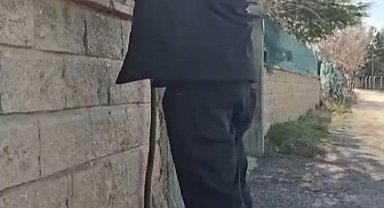 Polis, 25 yıl hapisle aranan hükümlüyü kurye gibi davranıp yakaladı