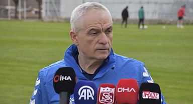 Rıza Çalımbay: Düşmeyi aklımızın ucundan geçirmiyoruz