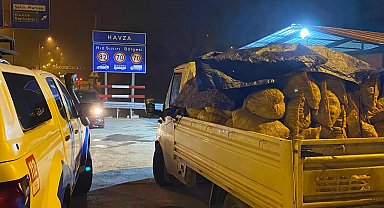 Samsun'da kaçak avlanan 3,5 ton midye ele geçirildi