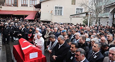 Şehit polis Acar, memleketi Muş'ta son yolculuğuna uğurlandı