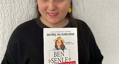 Sevinç Su, ilk dislektik modacı ve yazar olma yolunda ilerliyor