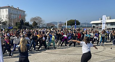 Spor ve dansla 8 Mart'ı kutladılar
