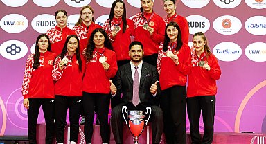 Taha Akgül: Kadın güreşçilerimiz madalyalara ambargo koydular