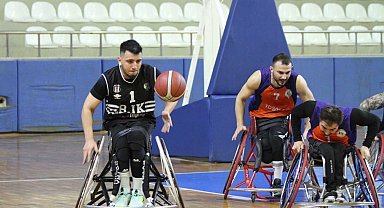 Tekerlekli Sandalye Basketbol Süper Ligi'nde Play-Off turu 3'üncü maça kaldı