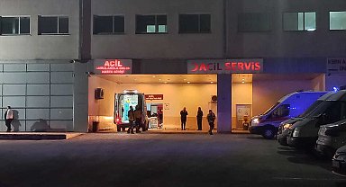 Teravih çıkışı otomobil çarptı