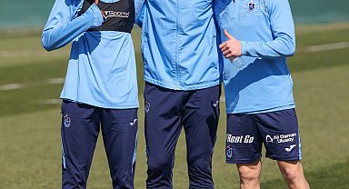 Trabzonspor, Konyaspor maçı hazırlıklarını tamamlayarak Konya'ya gitti