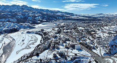 Tunceli'de kar yağışı; 131 köy yolu ulaşıma kapandı