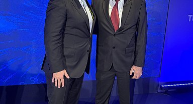 Turkcell Genel Müdürü Koç, Mobil Dünya Kongresi'ni DHA'ya değerlendirdi