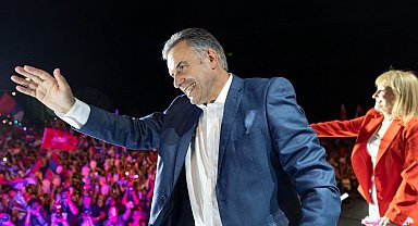 Uruguay'da devlet başkanı seçilen Yamandu Orsi, göreve başladı