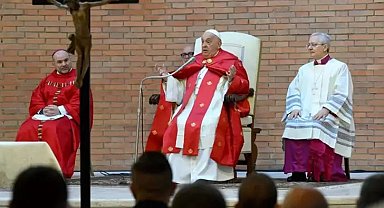 Vatikan'dan Papa'nın sağlık durumuna ilişkin yeni açıklama