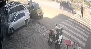 Yaya geçidindeki kaza kamerada