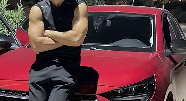 Yaya geçidindeki motosiklet, motosiklete çarptı; İbrahim öldü