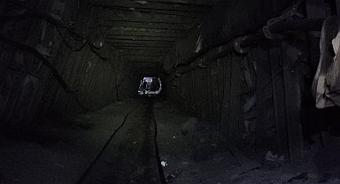 Zonguldak'ta madenciler ilk sahuru, yerin 120 metre altında yaptı