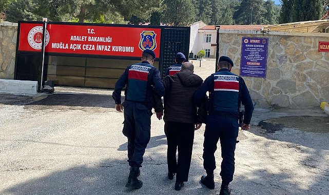 24 yıl hapisle aranan firari, evinde yakalandı