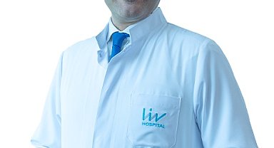 'Göz kapaklarında kızarıklık ve şişlik blefarit belirtisi olabilir'