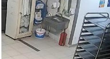 78 kişinin öldüğü yangının başladığı bölümde yerdeki yangın tüpünün kullanılmadığı ortaya çıktı