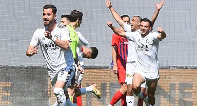 Altay deplasmanda kurtuluş için terliyor