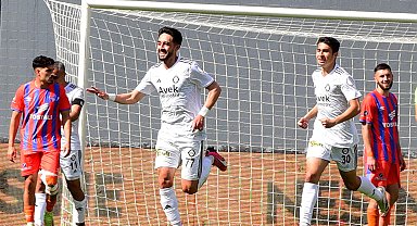 Altay düşmemek için direniyor