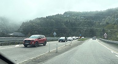 Amasra'da bayram yoğunluğu; ilçeye 4 günde 14 bin 600 araç giriş yaptı