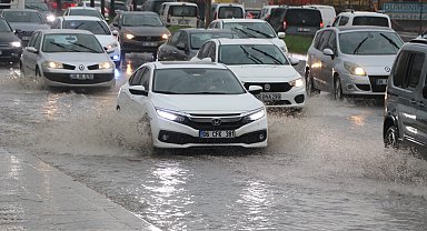 Ankara'da sağanak etkili oldu
