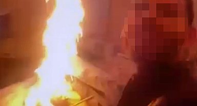 Annesi ile yaşadığı evi ateşe verip, canlı yayın açtı