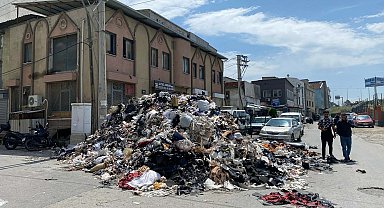 Ayakkabıcılar Sitesi'nde çöp yığınları