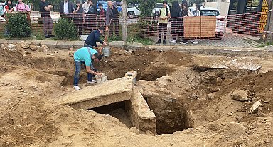 Aydın'da yol çalışmasında, Roma dönemine ait insan kemikleri bulundu