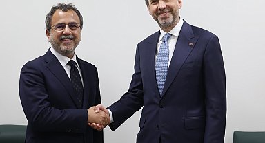 Bakan Bayraktar, Pakistan Enerji Bakanı Leghari ile bir araya geldi