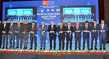 Bakan Kacır: Turizm gelirlerinde 61,1 milyar dolarla yeni bir rekora imza attık