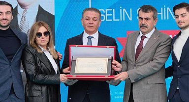 Bakan Tekin, kansere yenik düşen Selin anısına yaptırılan okulun açılışını yaptı