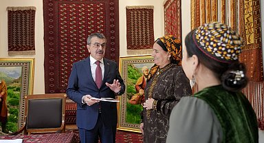 Bakan Tekin, Türkmenistan'da temaslarına devam ediyor