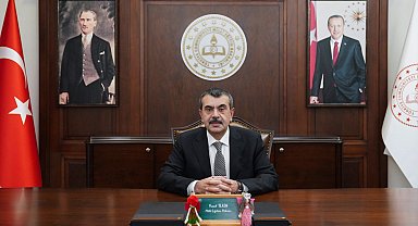 Bakan Tekin'den '23 Nisan' mesajı