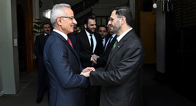 Bakan Uraloğlu, Suriye İletişim ve Bilgi Teknolojileri Bakanı Heikel ile görüştü