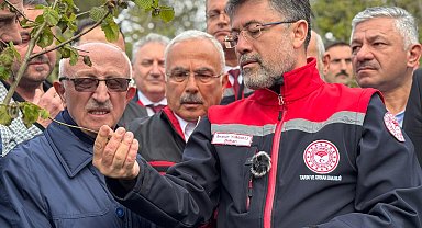 Bakan Yumaklı: Zirai don nedeniyle zarar gören ağaçlarda gelişigüzel budama yapılmamalı