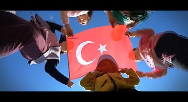 Bakanlıktan deprem bölgesinde '23 Nisan' şenliği