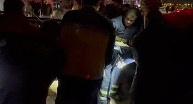 Batman'da otomobil ile hafif ticari araç çarpıştı: 7 yaralı