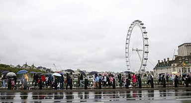 Birleşik Krallık'ın bazı bölgelerinde 'sarı alarm' verildi