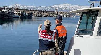 Bitlis'te jandarma, 'inci kefali' denetiminde