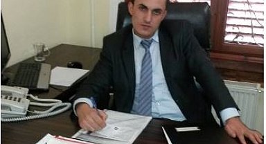 Boşanma aşamasındaki eşini öldürüp, intihar etti