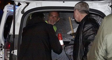 Boşanma davası açan eşine kızıp, oturdukları evi ateşe verdi