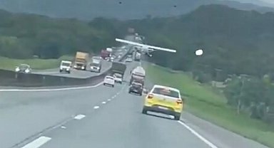 Brezilya'da motoru duran uçak otoyola indi