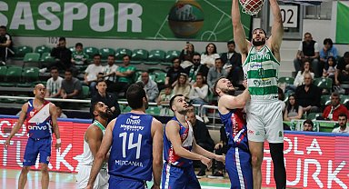 Bursaspor - Büyükçekmece Basketbol: 68-89